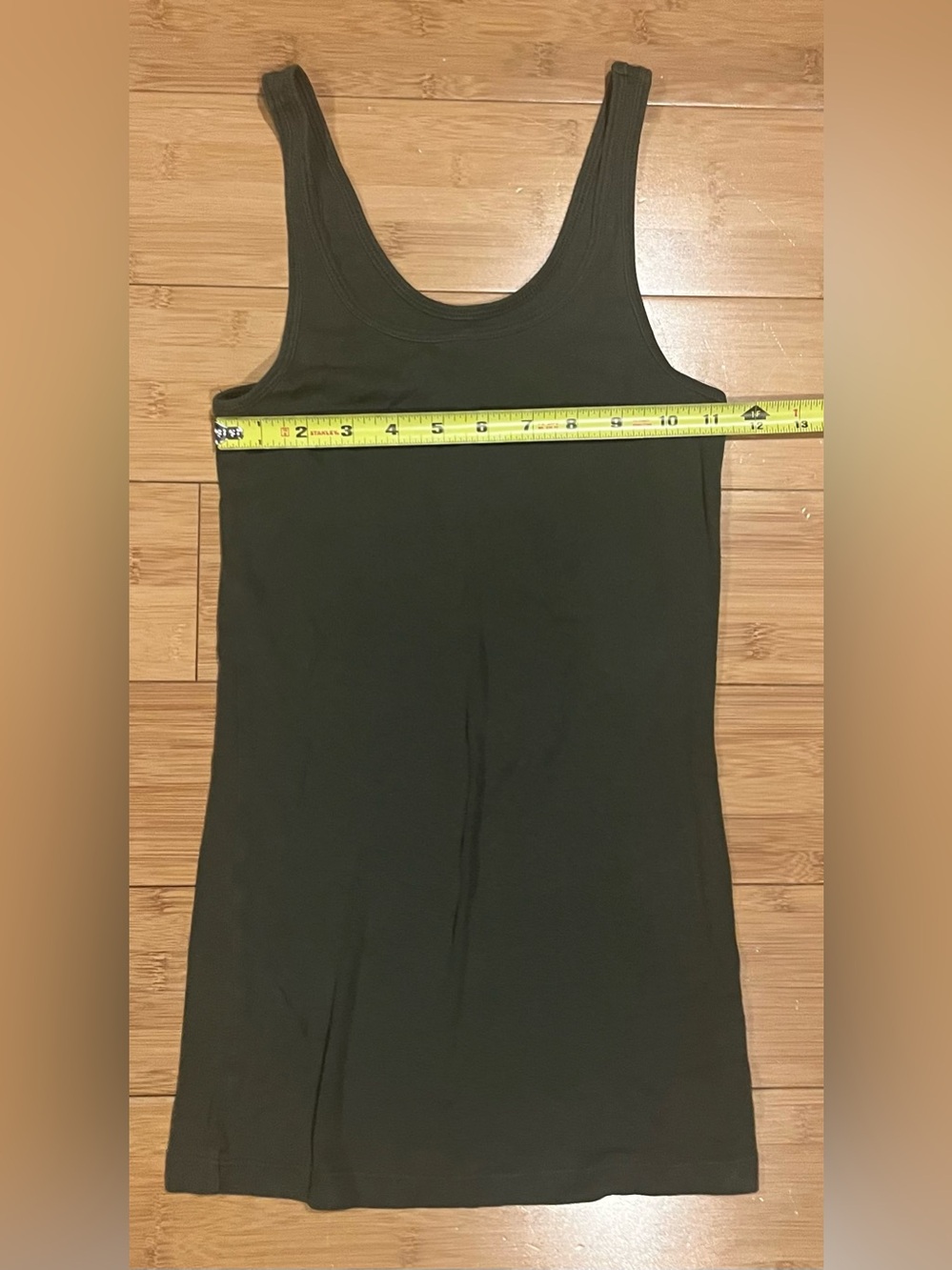Old Navy Women's Tank Tops — Olive Green & Navy Blue - Picture 5 of 7